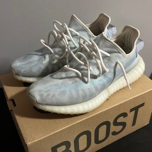 Yeezy Boost 350 V2 // Mono Ice // Size:11
